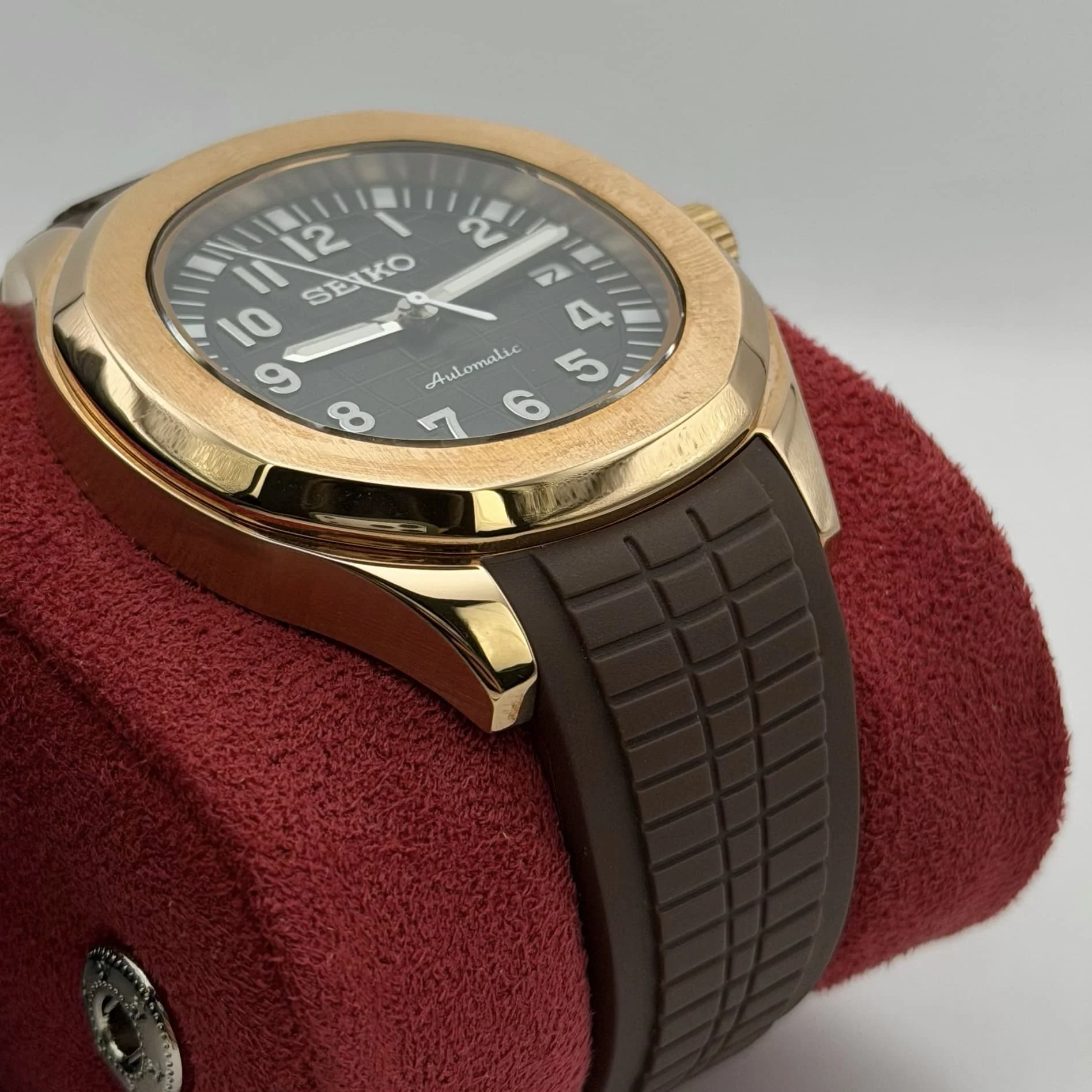Aquanaut Mod - Rose Gold Brown - Image 10