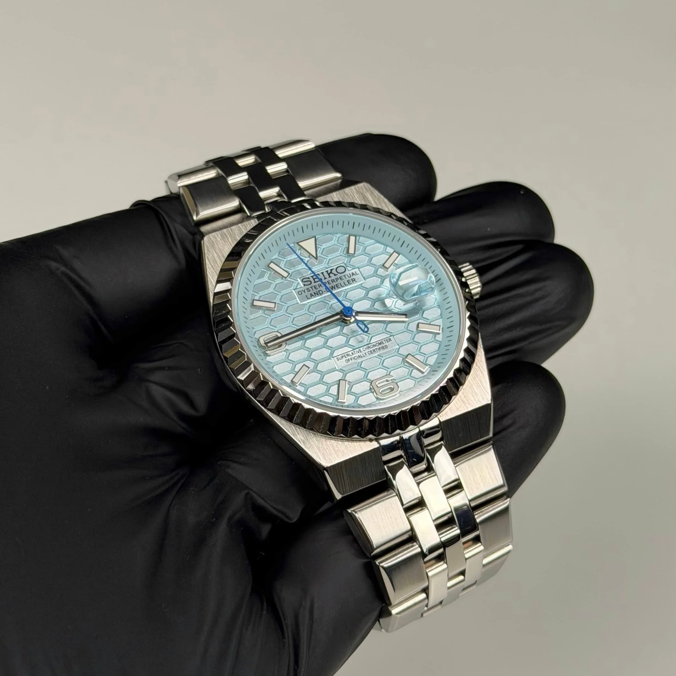 Land-Dweller Mod - Sky Blue - Image 5