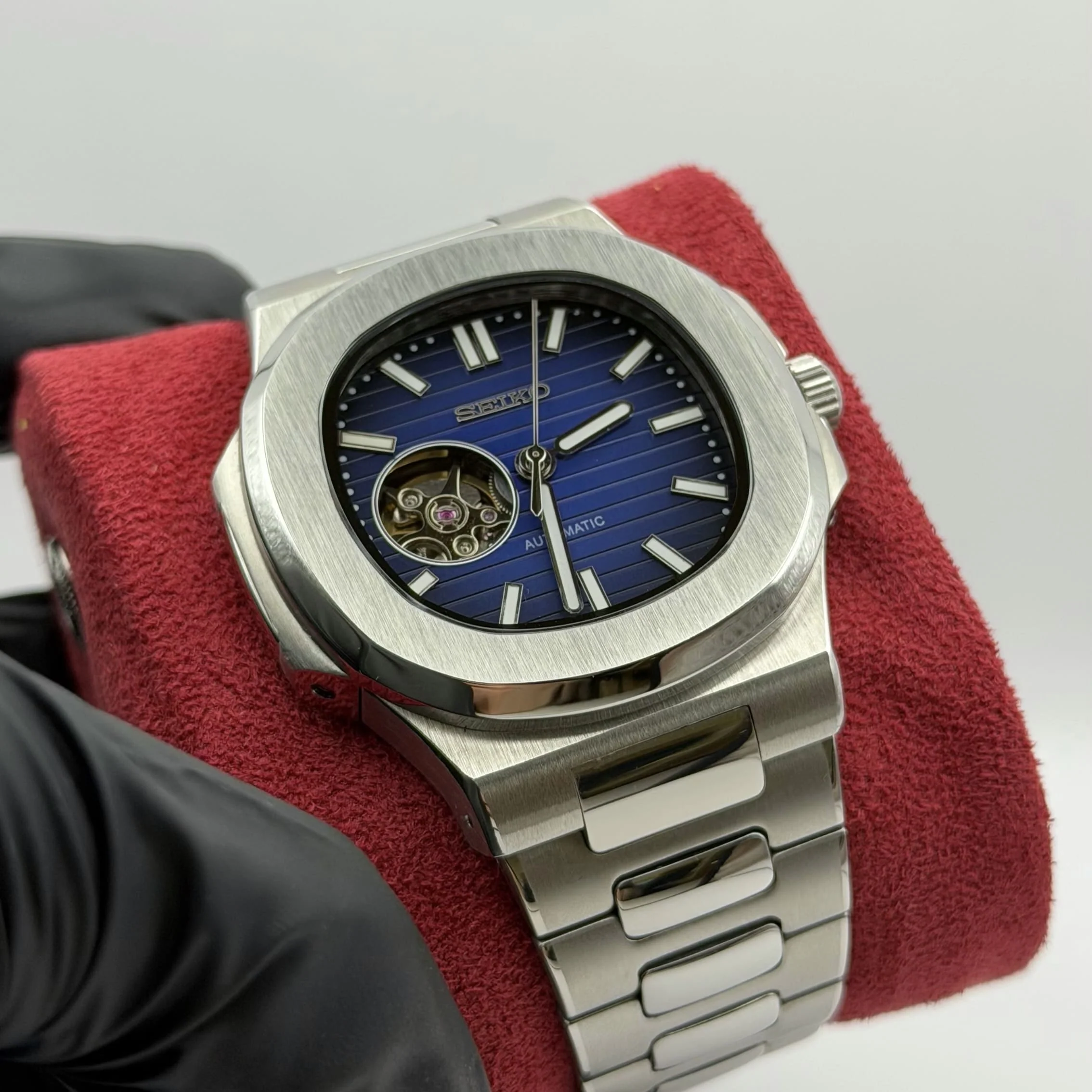 Seiko Nautilus Mod - Navy Blue Open Heart - Image 5